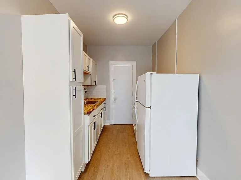 2684 Mayfield Rd — Photo 8