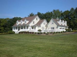 2 Finn Rd, Pittstown, NJ 08867