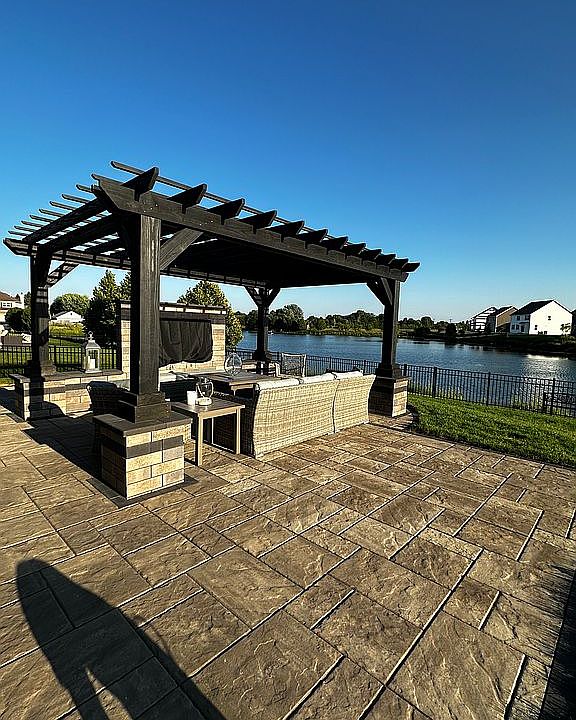 2nd image of 6706 Drumm Ct