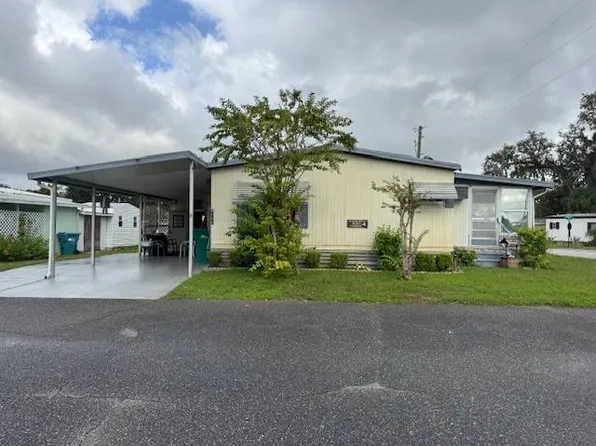 830 Carol St, Wildwood, FL 34785