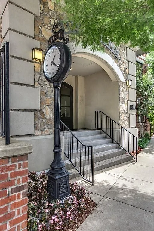 1 bed, 1.0 bath, 796 sqft, $1,775 — Photo 1
