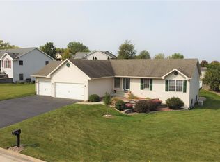 5761 Irving Blvd, Machesney Park, IL 61115