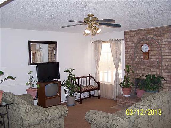 3rd image of 1913 Ratner Cir