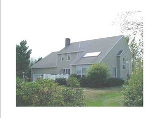 2 Marshview Ave, Kennebunk, ME 04043
