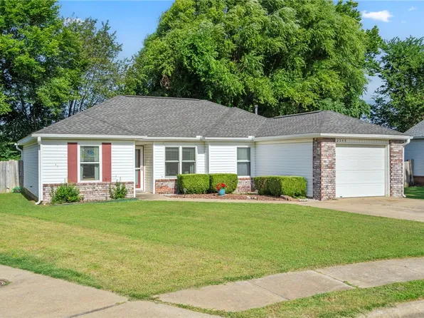 2544 Dandelion St, Springdale, AR 72764