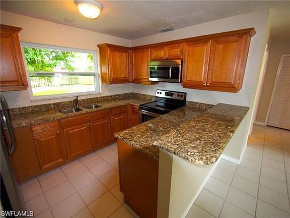 3rd image of 524 103rd Ave N #528
