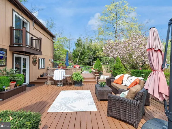 977 Limekiln Rd, Doylestown, PA 18901