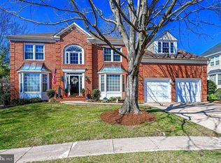 9406 Larkdale Ter, Fairfax Station, VA 22039