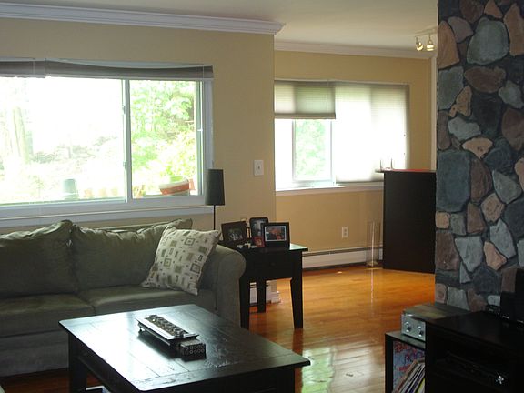 2nd image of 333 Vincellette St Unit 20