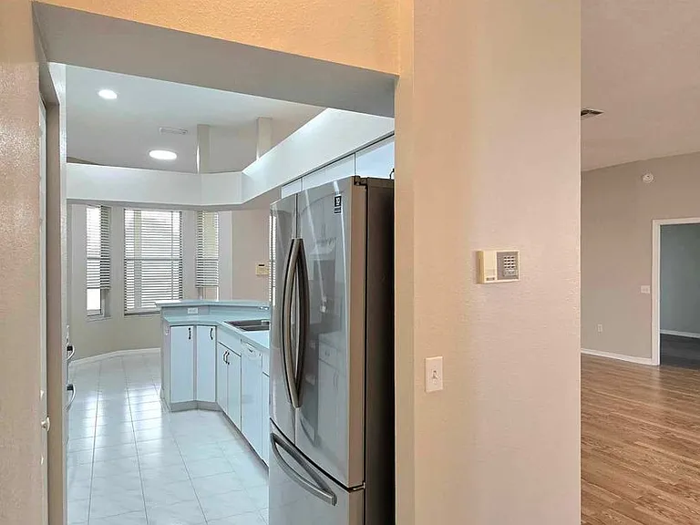 7047 Hazeltine Cir — Photo 11