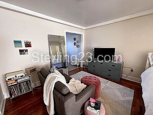 3rd image of 21-18 24th St #1A