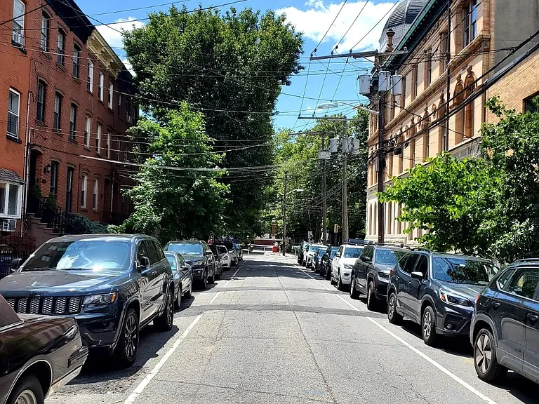 Park Ave facing church sq Park