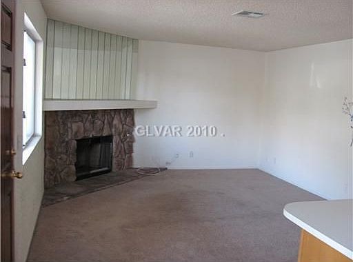 3rd image of 917 Boulder Mesa Dr