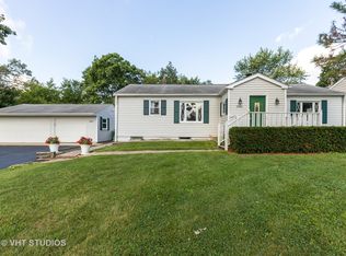 36586 N Wildwood Dr, Lake Villa, IL 60046
