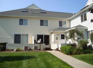 360 Littleton Rd UNIT H10, Chelmsford, MA 01824