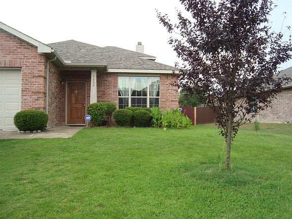 2nd image of 3008 Briarbrook Dr