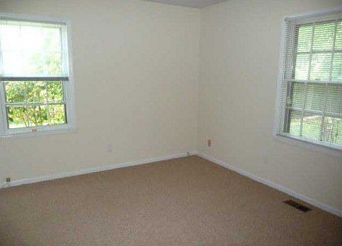 2nd image of 1700 Laverne Dr NW