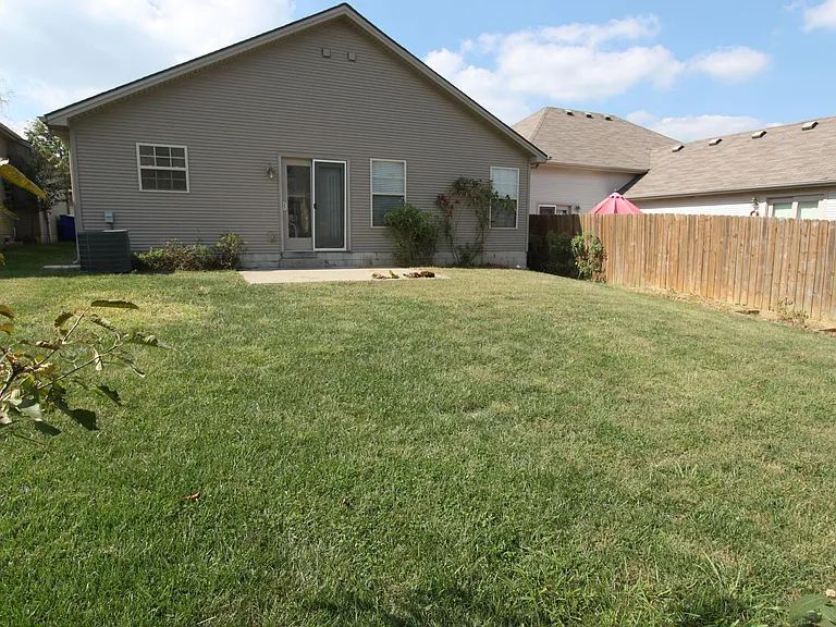 3861 Pinecrest Way — Photo 10