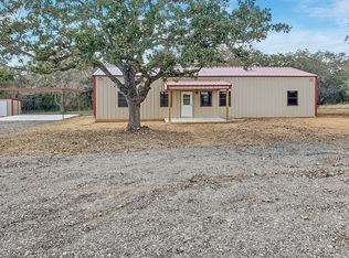 1300 County Road 127, Nixon, TX 78140