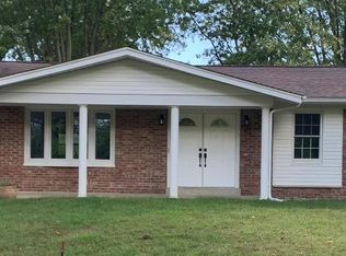 1310 Radcliff Dr, Festus, MO 63028