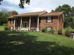 1015 Oak Grove Rd, Bean Station, TN 37708