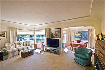 5th image of 1821 S Marine Dr