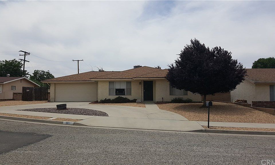 1st image of 301 Mary Ln