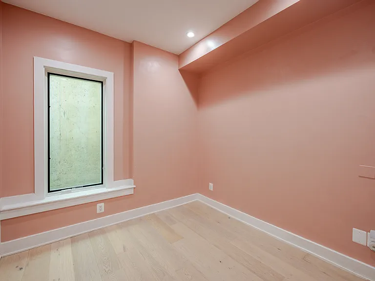 1658 K St NE #2 — Photo 16
