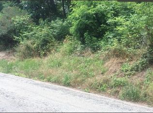 Lagonda Rd, Washington, PA 15301