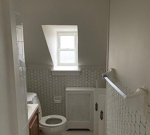 5th image of 2329 Matthews Ave Floor 3
