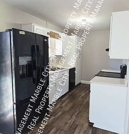 5th image of 829 Lester Rd