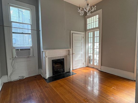 5th image of 1915 Napoleon Ave