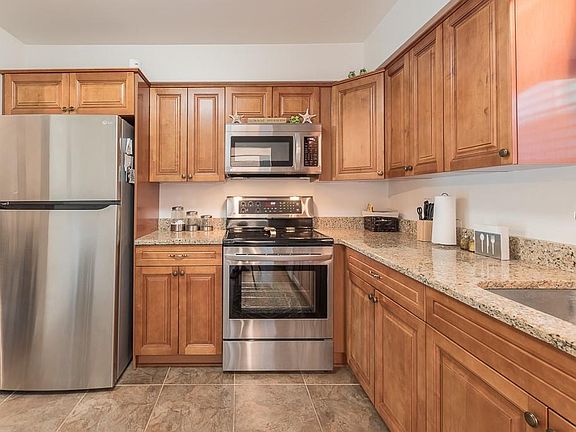 3rd image of 1706 Belleair Forest Dr APT 124