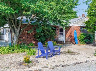 26 7th St, Bayville, NY 11709