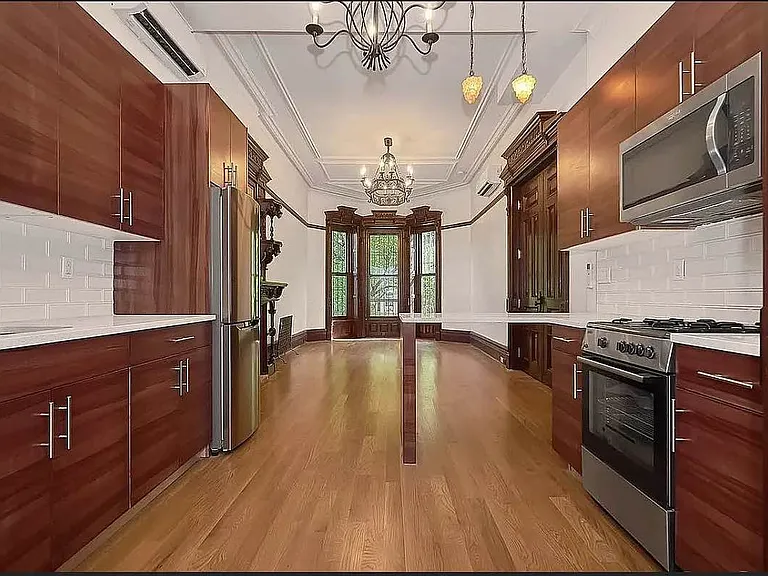 1245 Dean St #1 — Photo 1