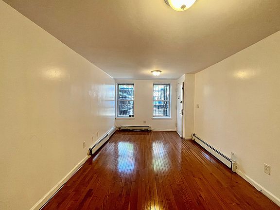 5th image of 956 Lafayette Ave Floor 2
