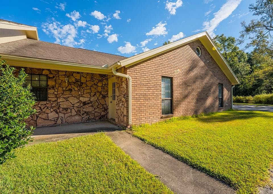 8890 Interstate Highway 10 W, Orange, TX 77632 MLS 10711627 Zillow