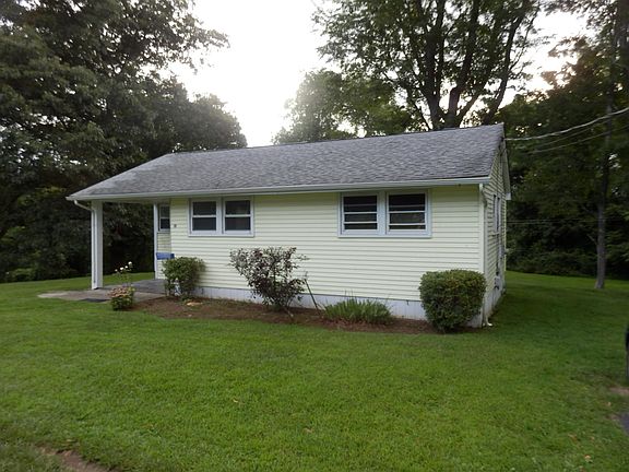 2nd image of 13 Hollybrook Farm Ln