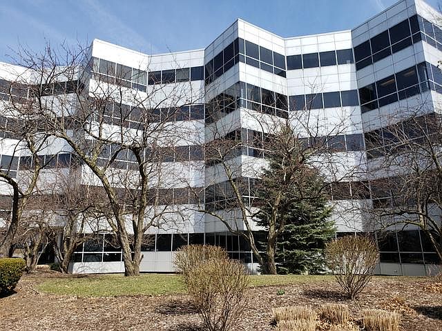 1st image of 1 Transam Plaza Dr
