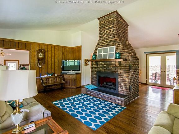 5th image of 1797 White Oak Dr