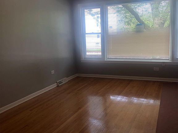 2nd image of 8117 S Commercial Ave #2