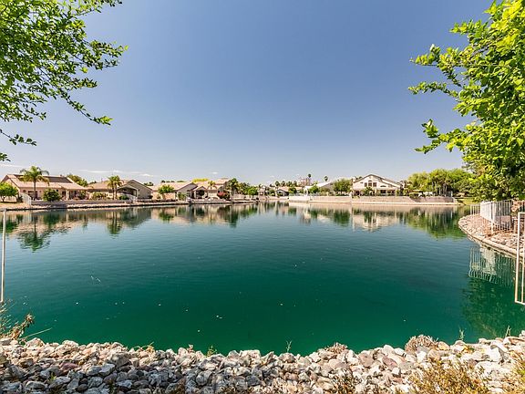 3rd image of 6136 W Irma Ln