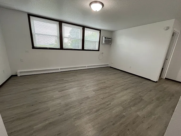 3304 S Kiwanis Ave — Photo 22