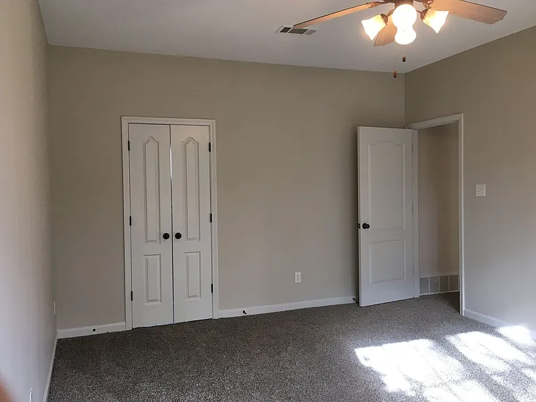 5307 Day Lily Dr — Photo 18