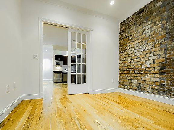 5th image of 332 E 71st St APT 1C