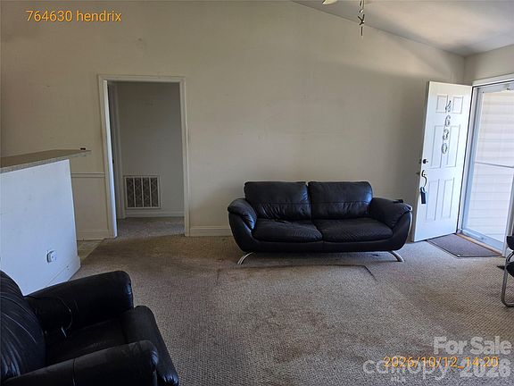 3rd image of 4630 Hendrix Ct