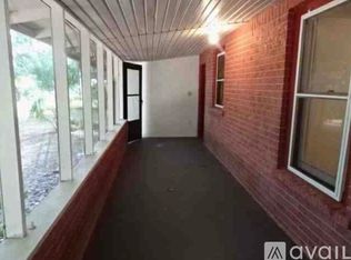 104 Ridge St, Pomona Park, FL 32181