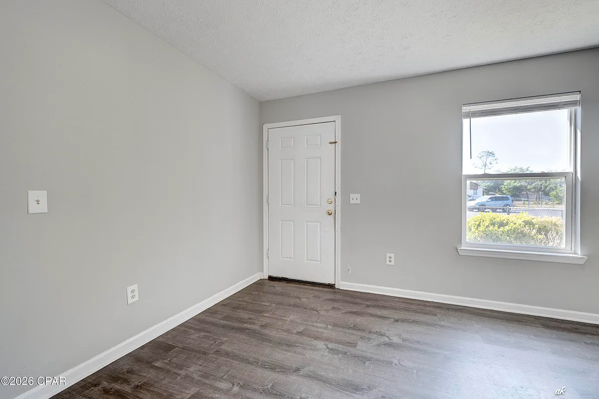 Building Photo - 3720 Burnham Way