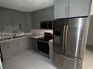 1935 Rodman St, Hollywood, FL 33020