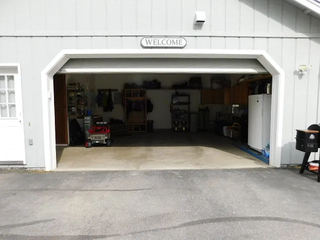 7300 N Esther Dr — Photo 32